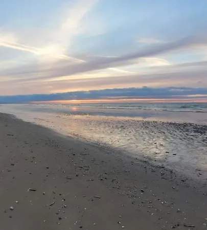 2 * Villers-sur-Mer