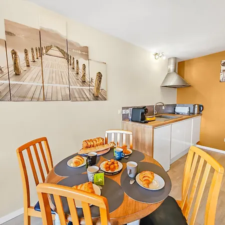 2 Apartment Villers-sur-Mer