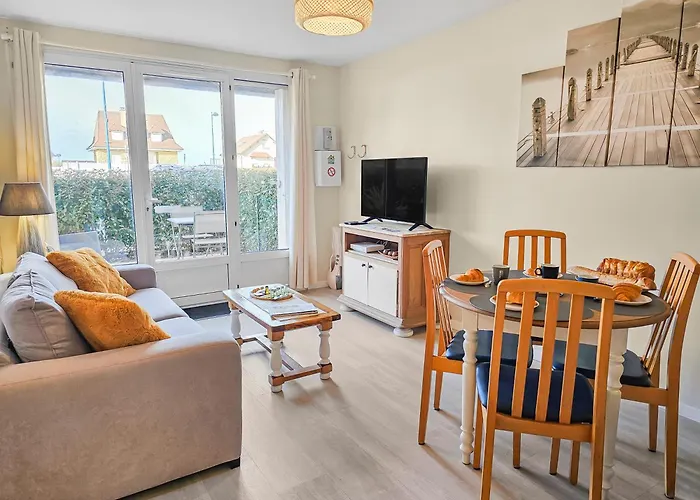 2 Apartment Villers-sur-Mer